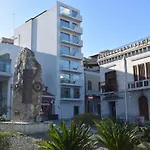 Bed & Breakfast Upper - Boutique