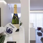 Upper - Boutique 4*