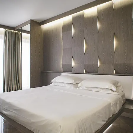 Upper - Boutique Bed & Breakfast