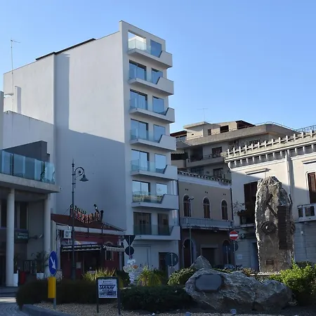 Upper - Boutique Bed & Breakfast Milazzo