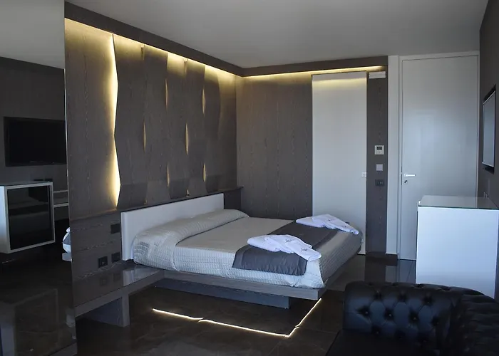 Upper - Boutique 住宿加早餐酒店 米拉佐