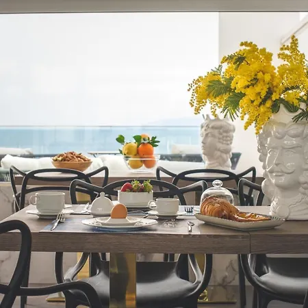 Upper - Boutique Bed and breakfast Milazzo
